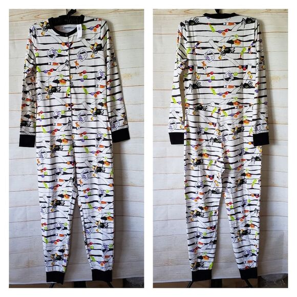 Old Navy Halloween Mummy Treats Spiders Witch Women's One Piece PJ Size Medium - Picture 5 of 13